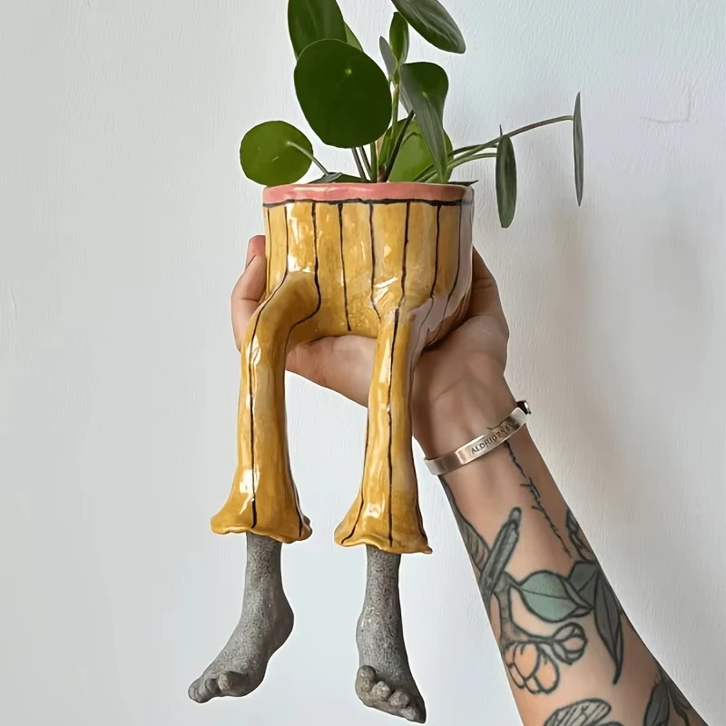 Whimsical Resin Leggy Planter  - The Plant Parent 评论和价格